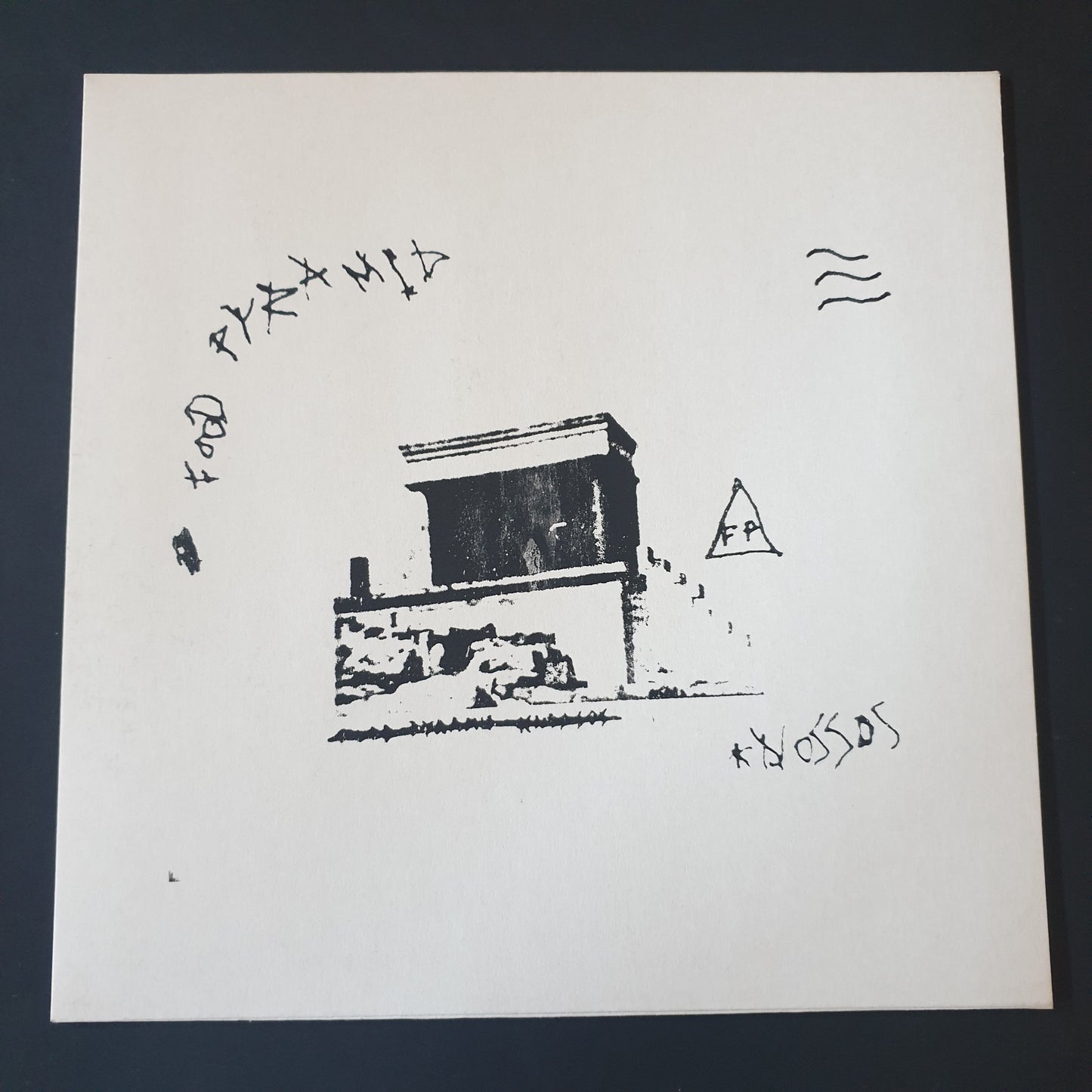 FOOD PYRAMID - Knossos