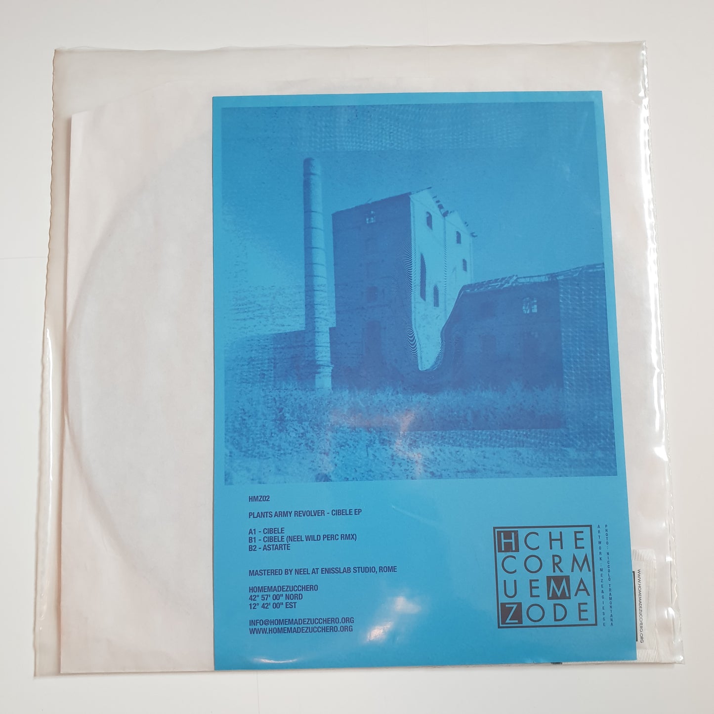 PLANTS ARMY REVOLVER - Cibele EP