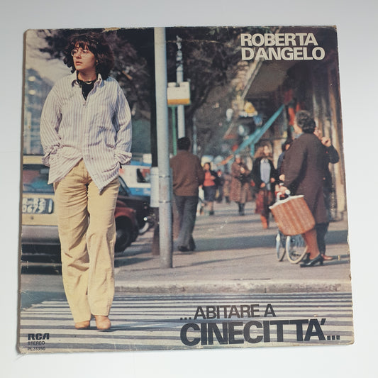 ROBERTA D'ANGELO - Abitare a Cinecittà