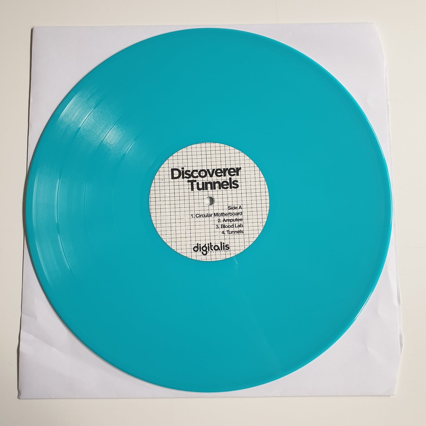 DISCOVERER - Tunnels