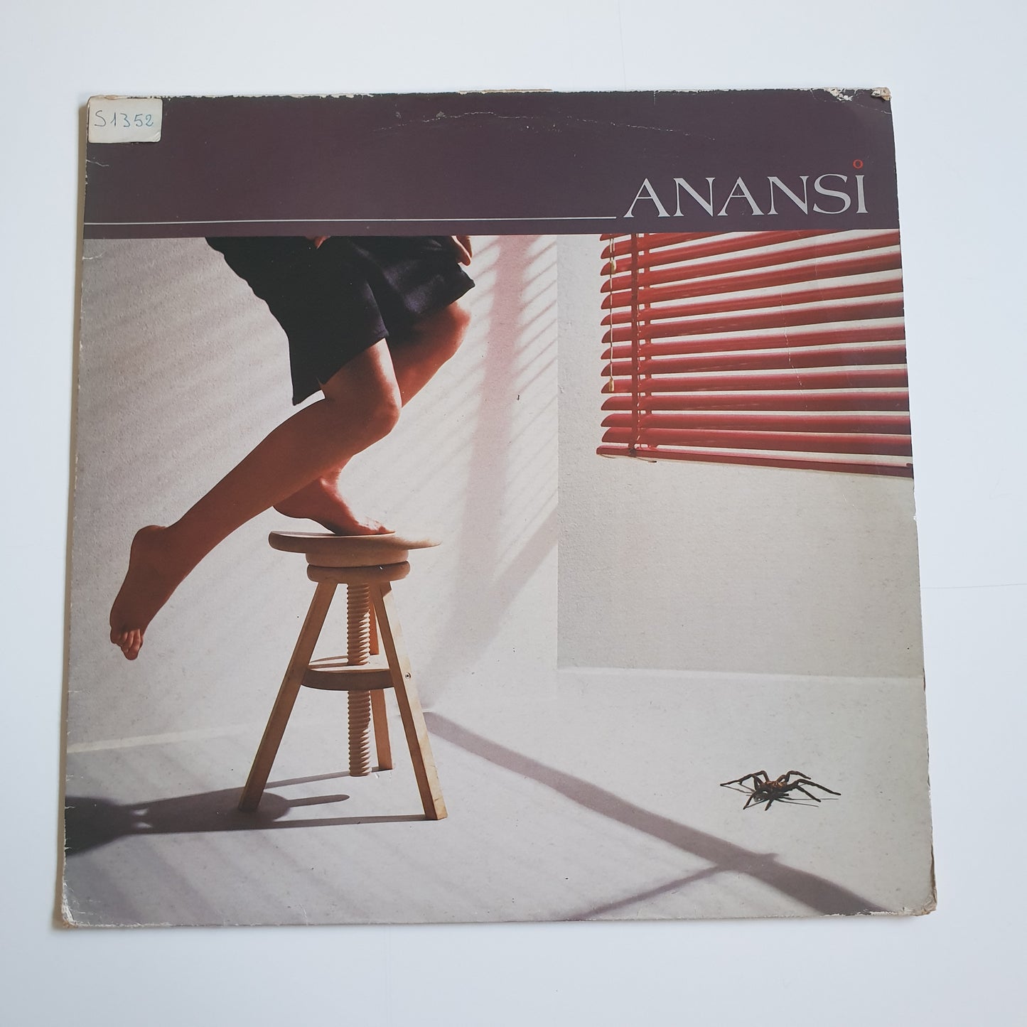 ANANSI - S/T